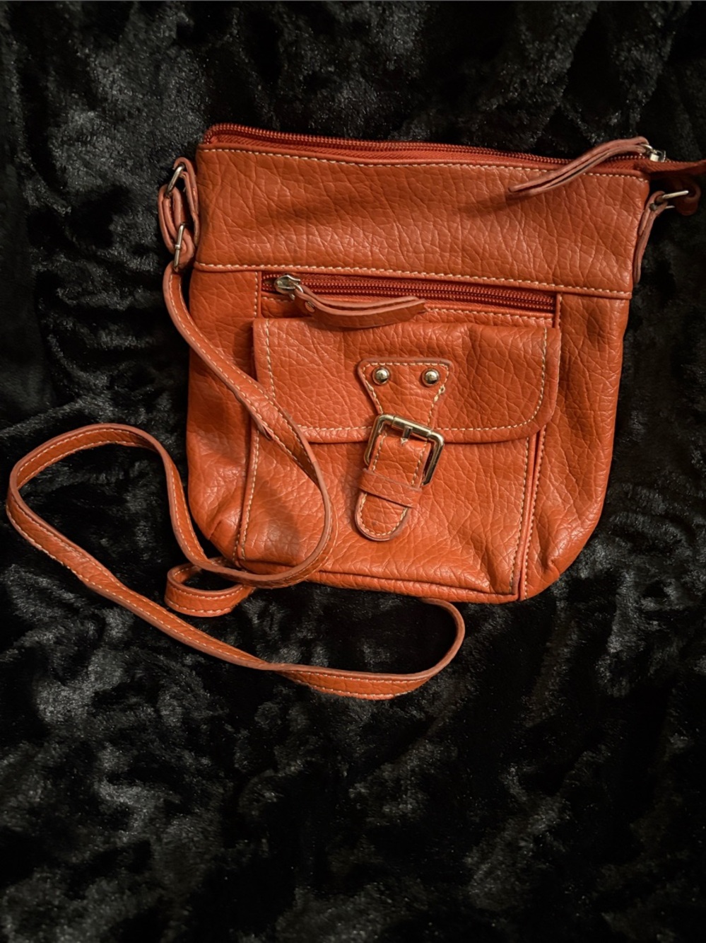 Kelly & Katie Rust Orange Crossbody Bag